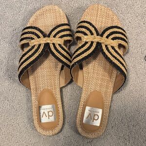 DV by Dolce Vita Women's Black and Tan Espadrille Slides